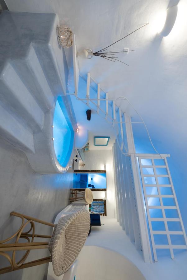 Fira White Residence Екстериор снимка