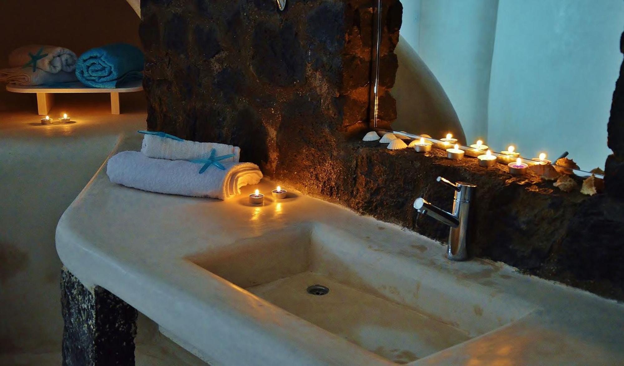 Fira White Residence Екстериор снимка